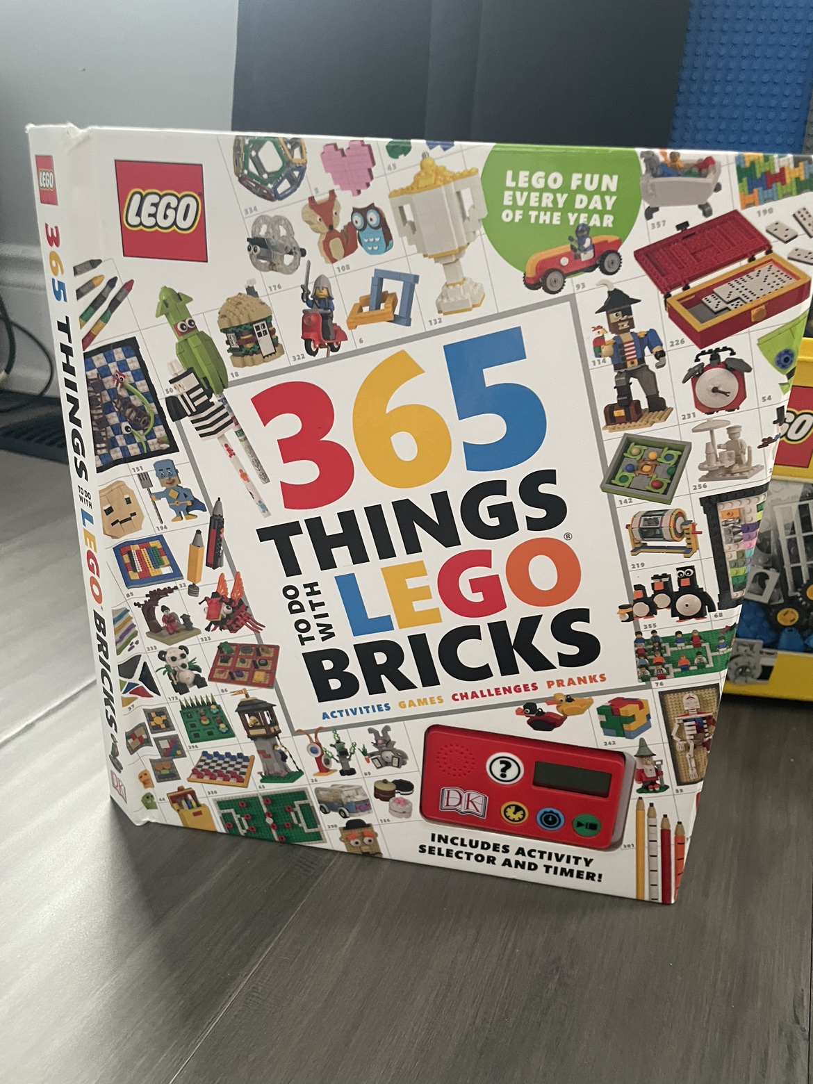 LEGO Lot- collection with books! - photo 2