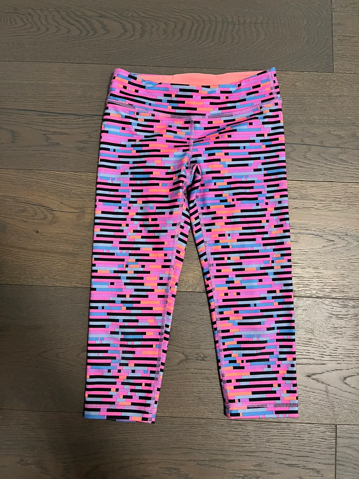 Ivivva by Lululemon girls crops sz 8 new/EUC $35ea image indicator(3)