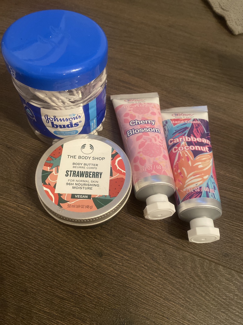 The Body Shop Body Butter, 2 Hand Creams