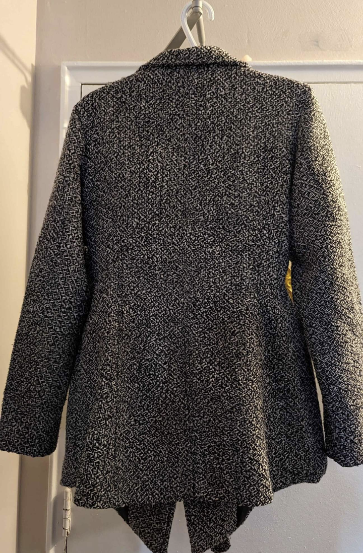Guess Fall/Winter Coat - photo 4