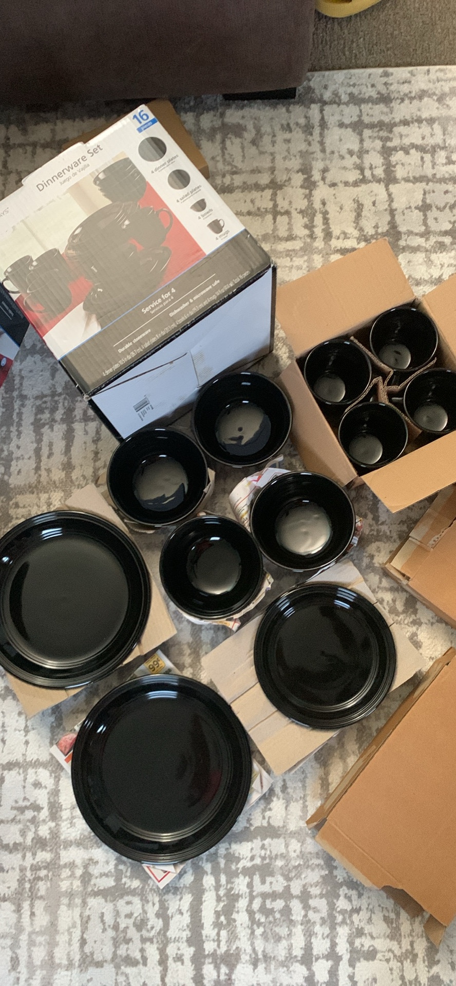 Mainstays Black Dinnerware Set