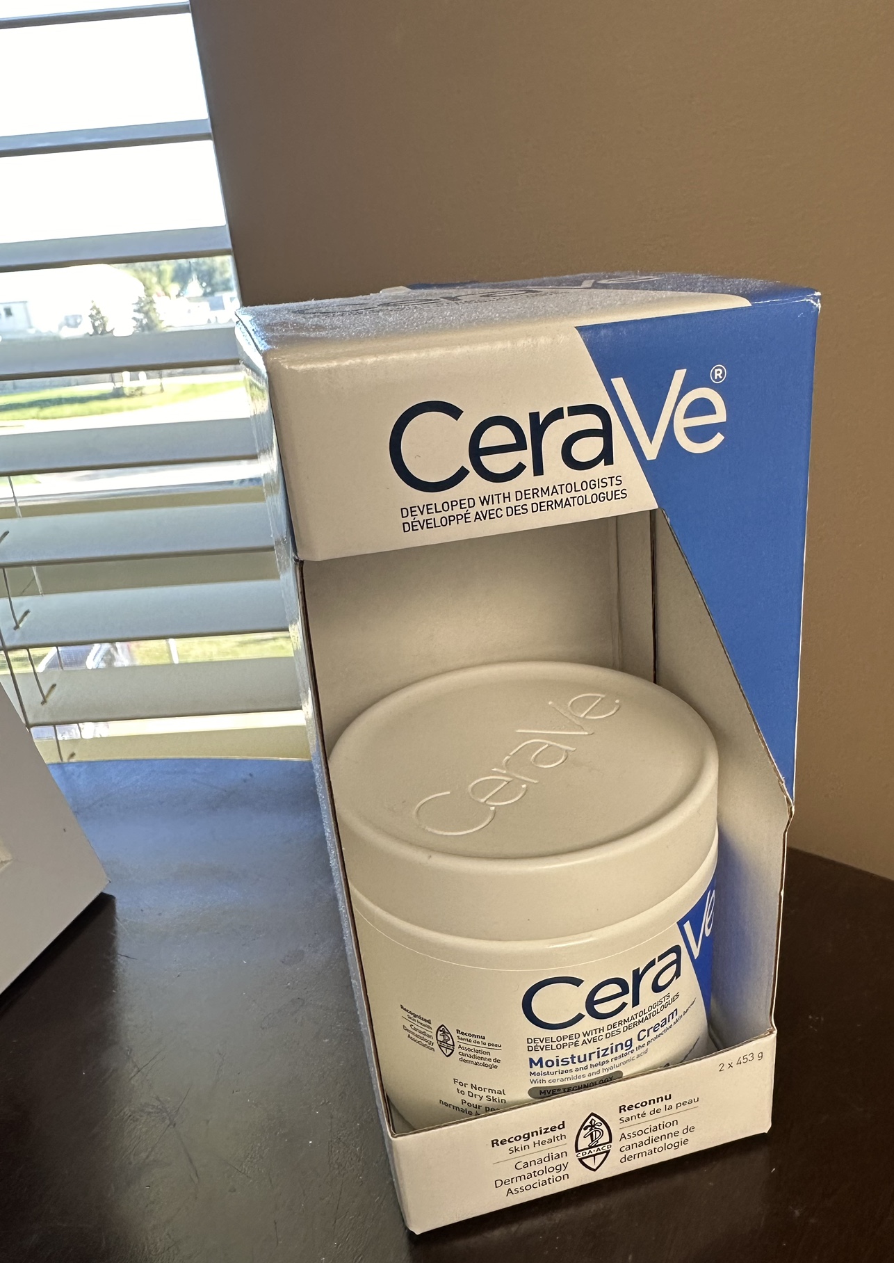 Moving sale: CeraVe Moisturizing Cream - photo 2
