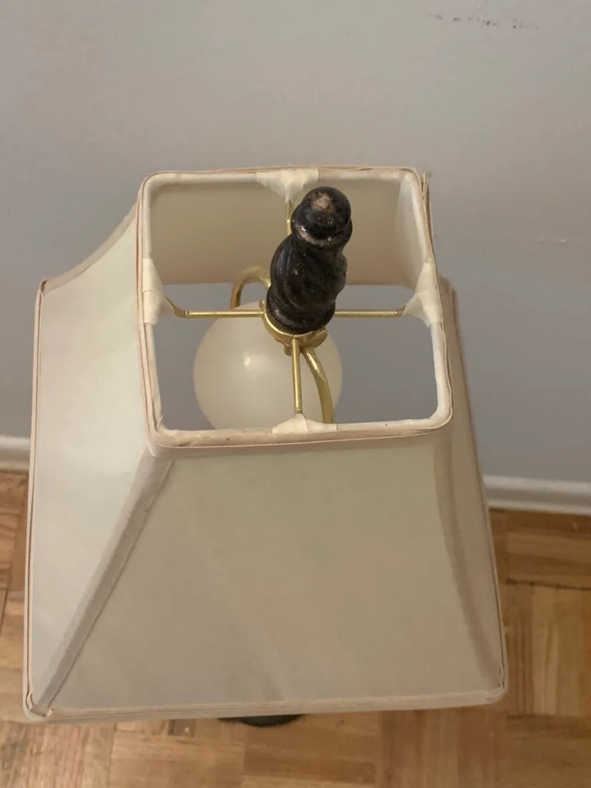 Moving Sale - Corner Lamp/ Table Lamp -Must go asap! image indicator(4)