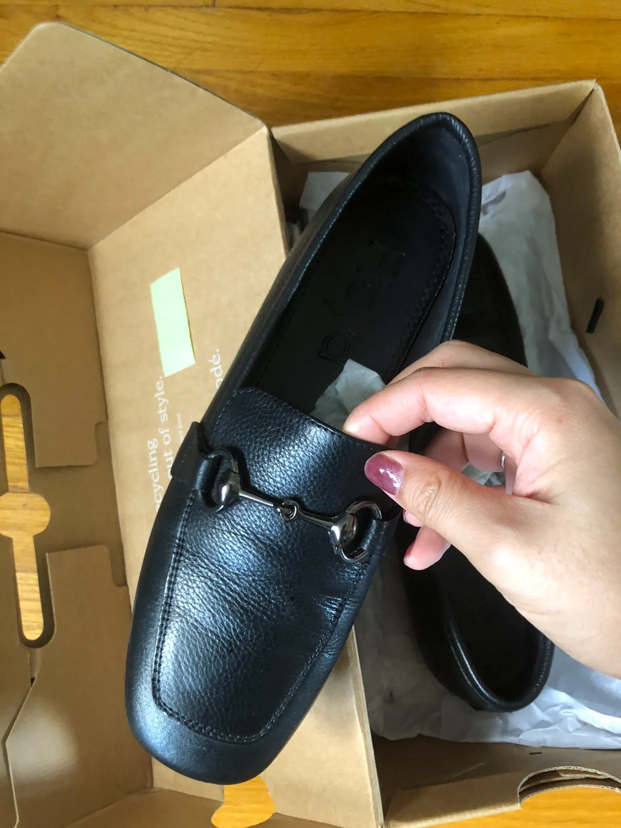 Floya Women's Black Loafers image indicator(5)