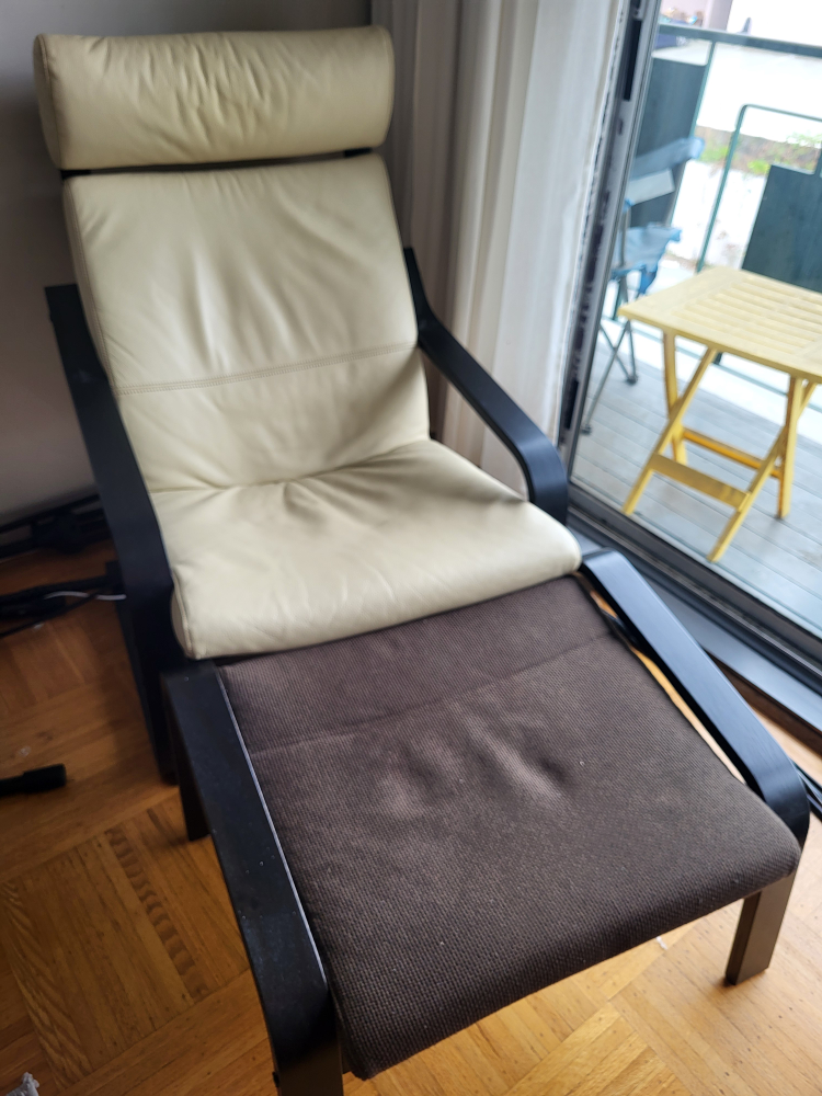 Poang armchair with Ottoman