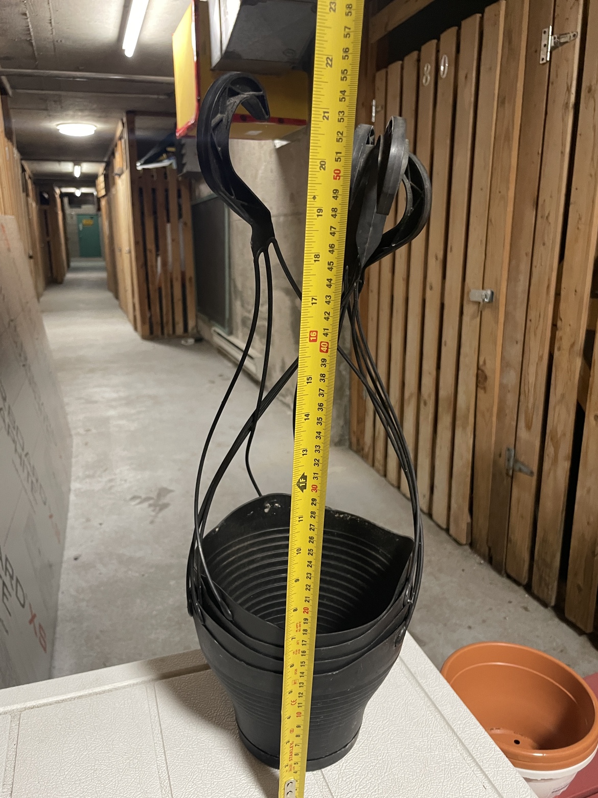 Various plastic garden pots - photo 4