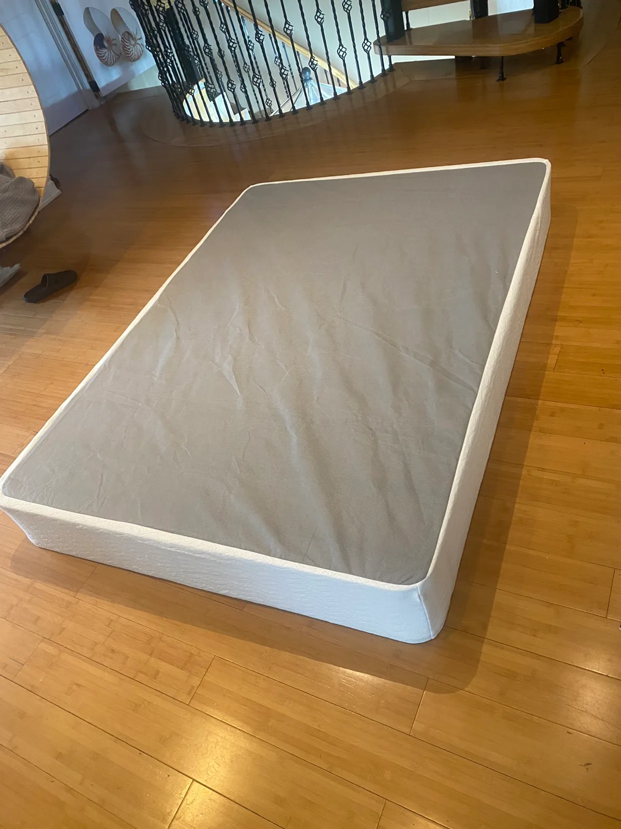 9 Inch High Profile Smart Box Spring  (size: Full) image indicator(7)