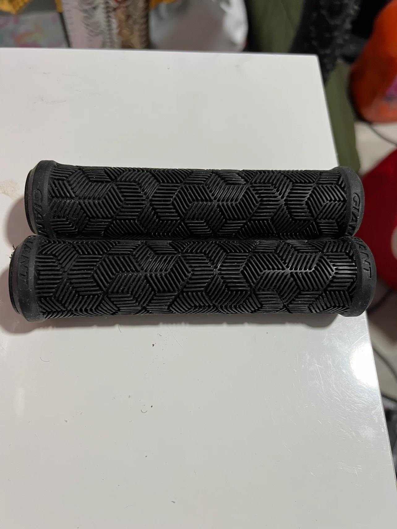 Giant Bike hand Grips thumbnail