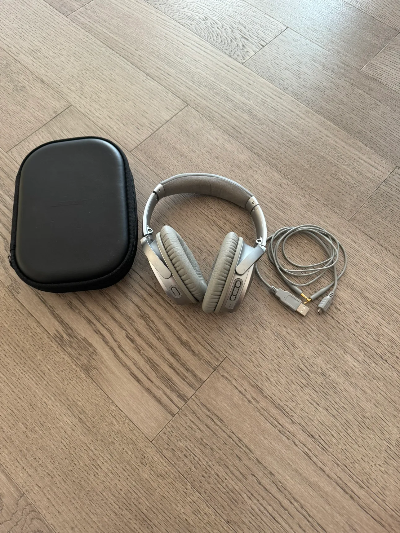 Bose QuietComfort 35 II Wireless Headphones thumbnail
