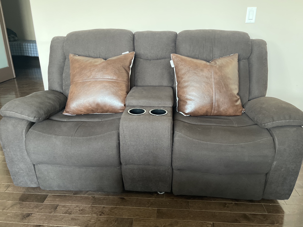 Sofa set