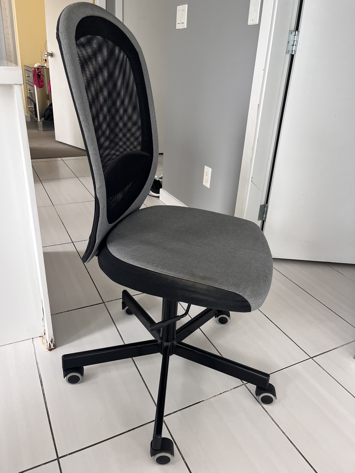 Office Chair - photo 2