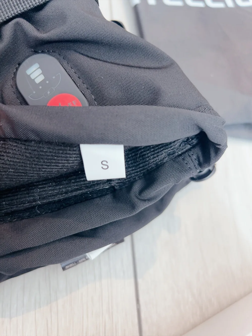 🥕 Open box🥕 Heat Gloves Rechargeable Electric Heating Winter image indicator(6)