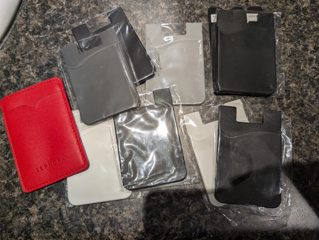 Phone Card Holders #freecycle thumbnail