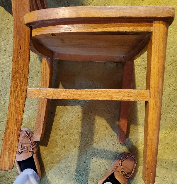 Wooden Chair - photo 4