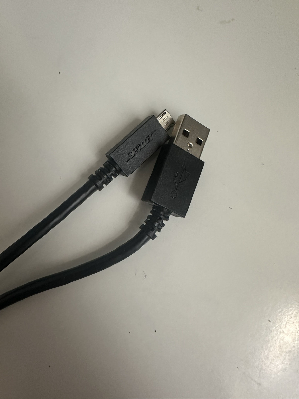 Bose Revolve II SoundLink (bluetooth) with the USB cable - photo 4