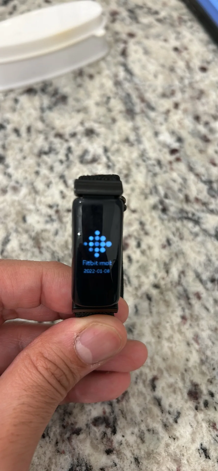 Fitbit Inspire 2 thumbnail