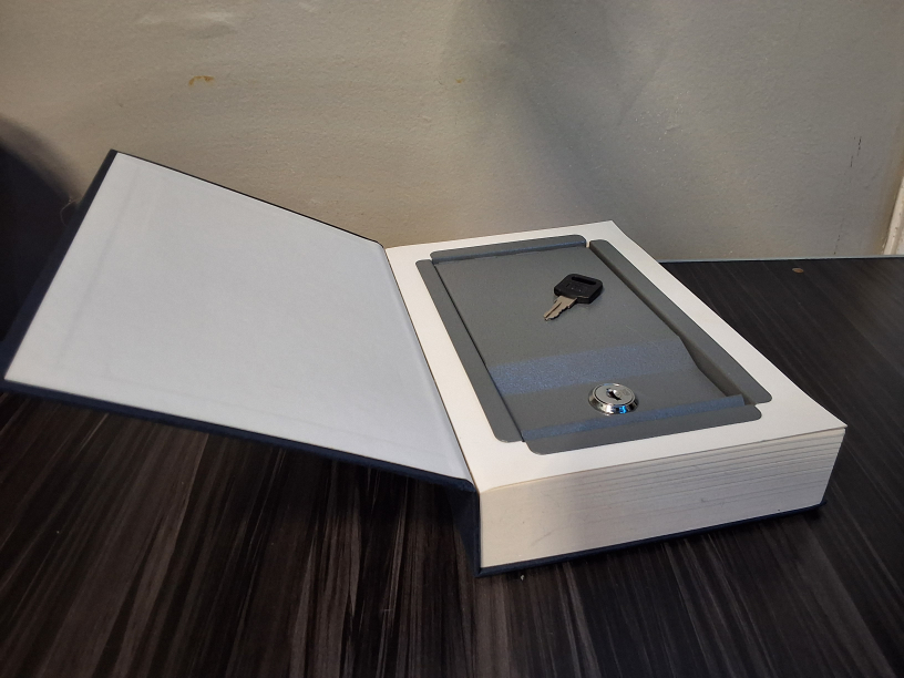 Book Safe - photo 3