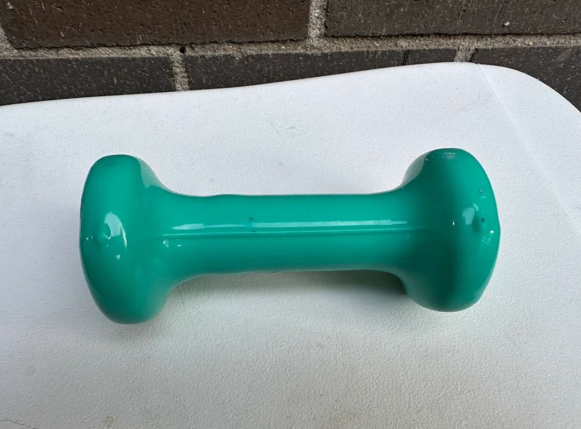 One Hand Weight 2 lbs Green Neoprene #freecycle 🧡 image indicator(2)