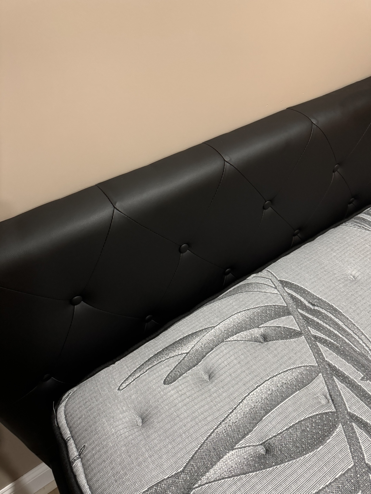 Queen bed with storage - photo 4