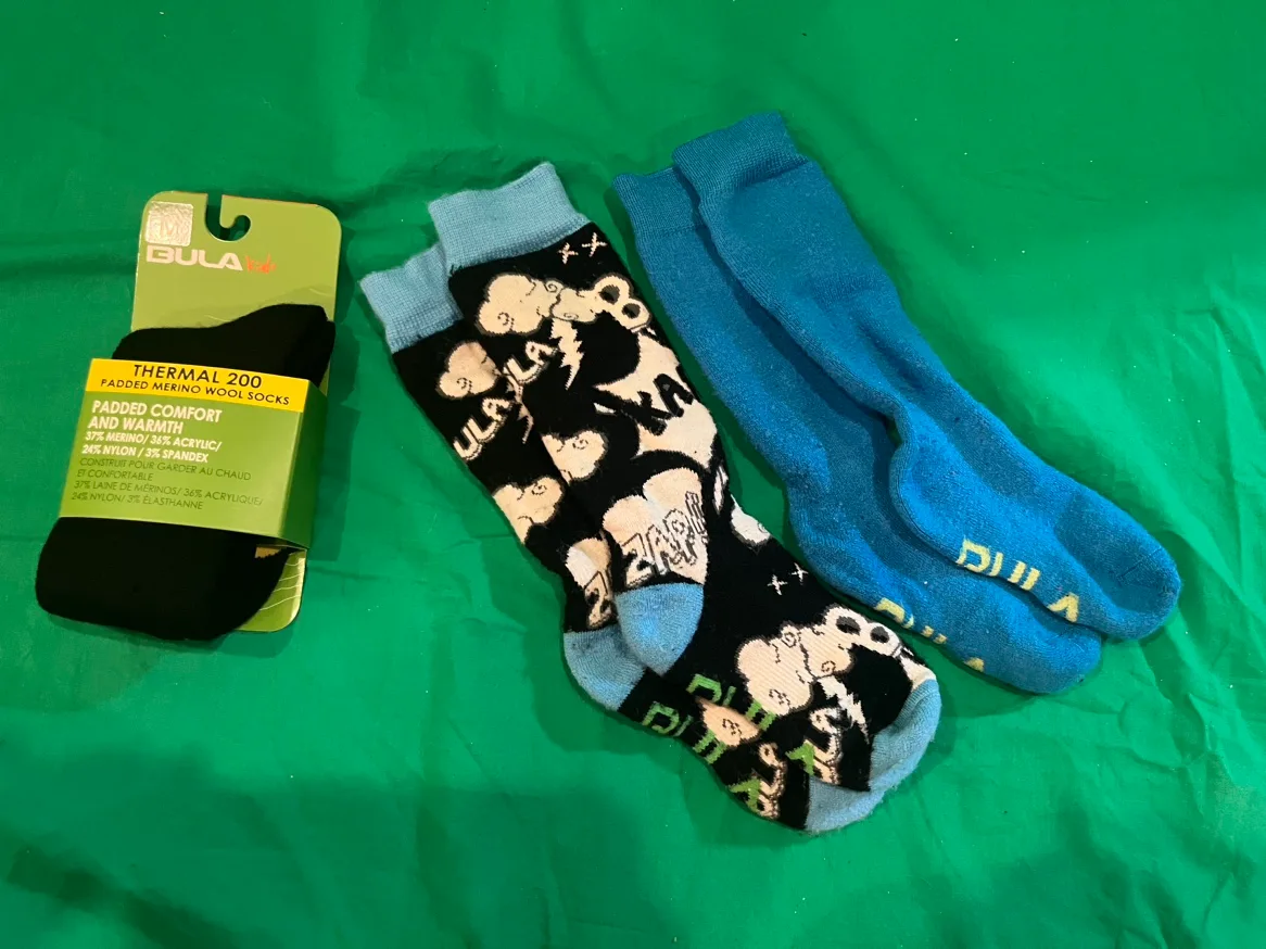 3 pairs of boys BULA KIDS ski Merino Wool socks - 9-11.5 kids image indicator(2)