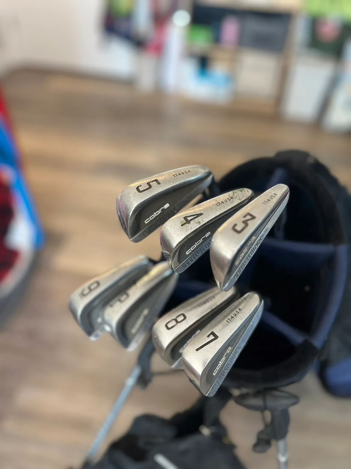 Cobra Golf Clubs Set with a Bag thumbnail