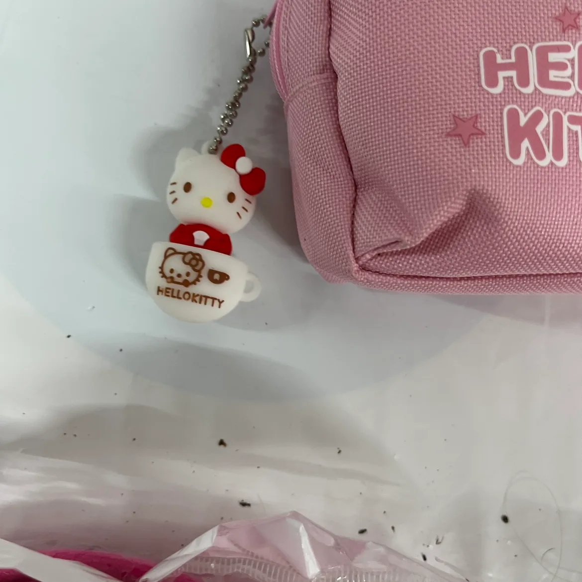 Hello Kitty Pop It and more themed items image indicator(5)