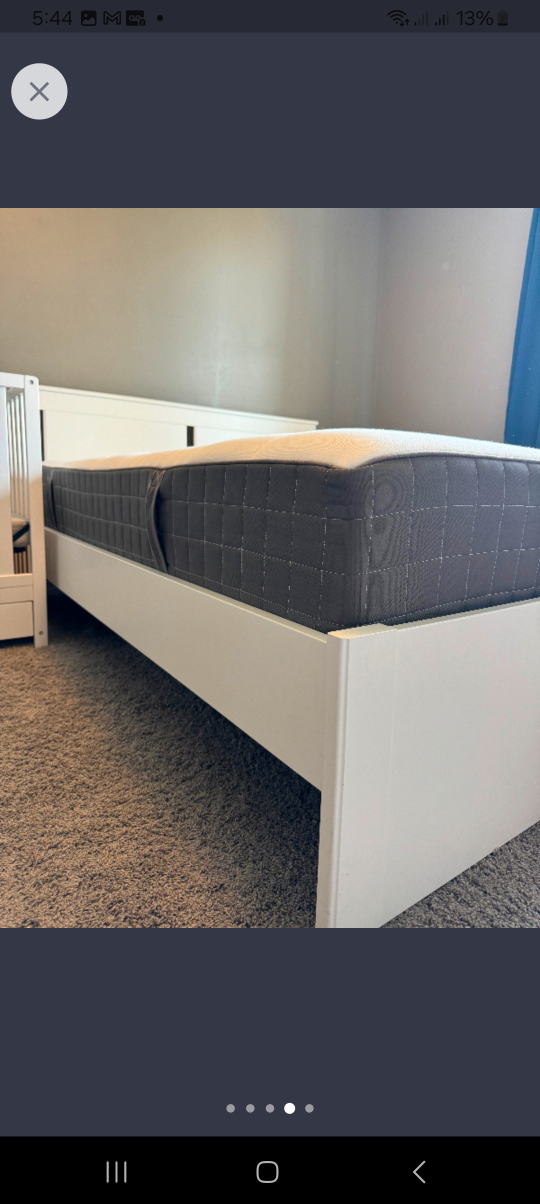 Queens Bed Frame Brand New - photo 3