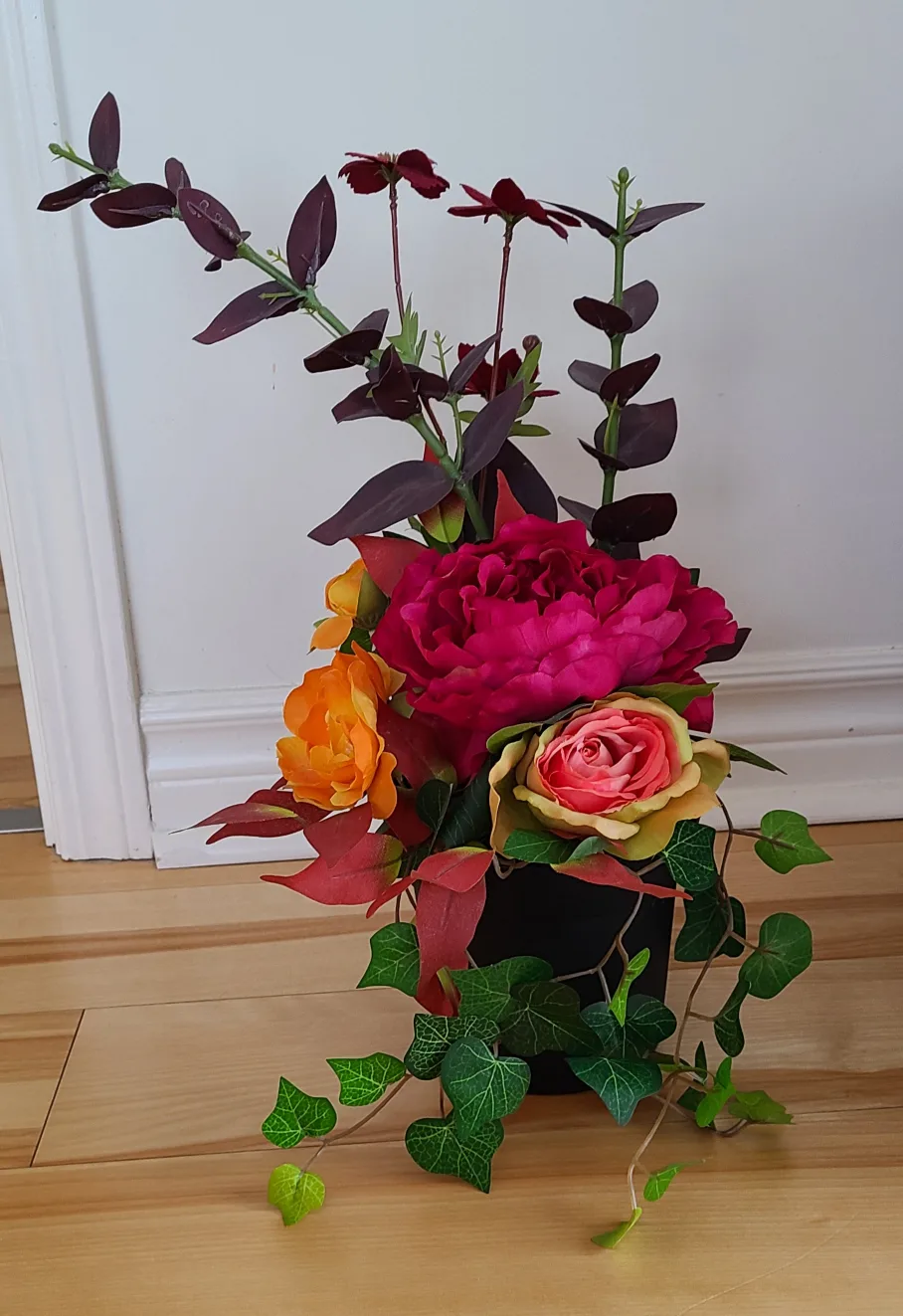 Artificial Flower Arrangement thumbnail
