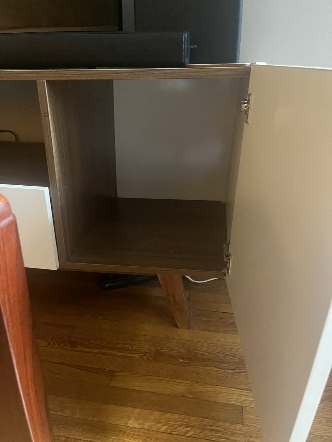 Modern tv console credenza - photo 5