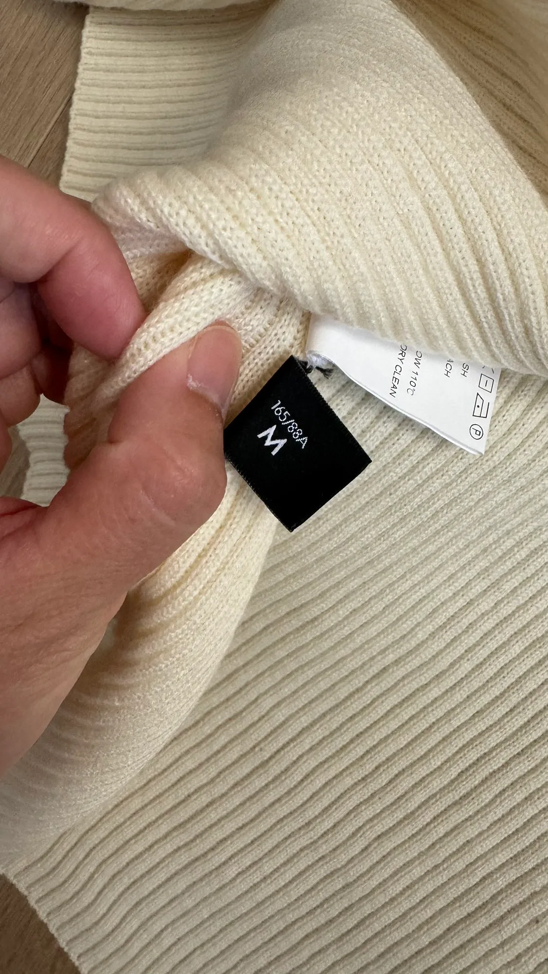 New! 100% wool creamy white wide-sleeves split sweater image indicator(8)