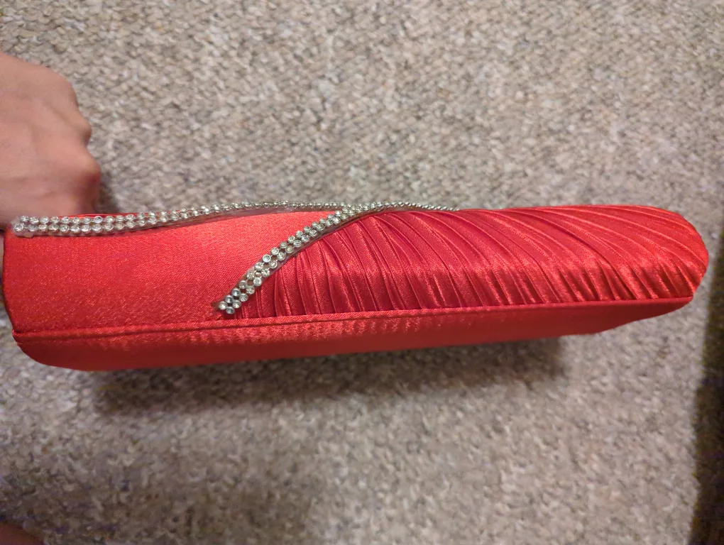 Two Clutches and two Crossbody Bags image indicator(2)