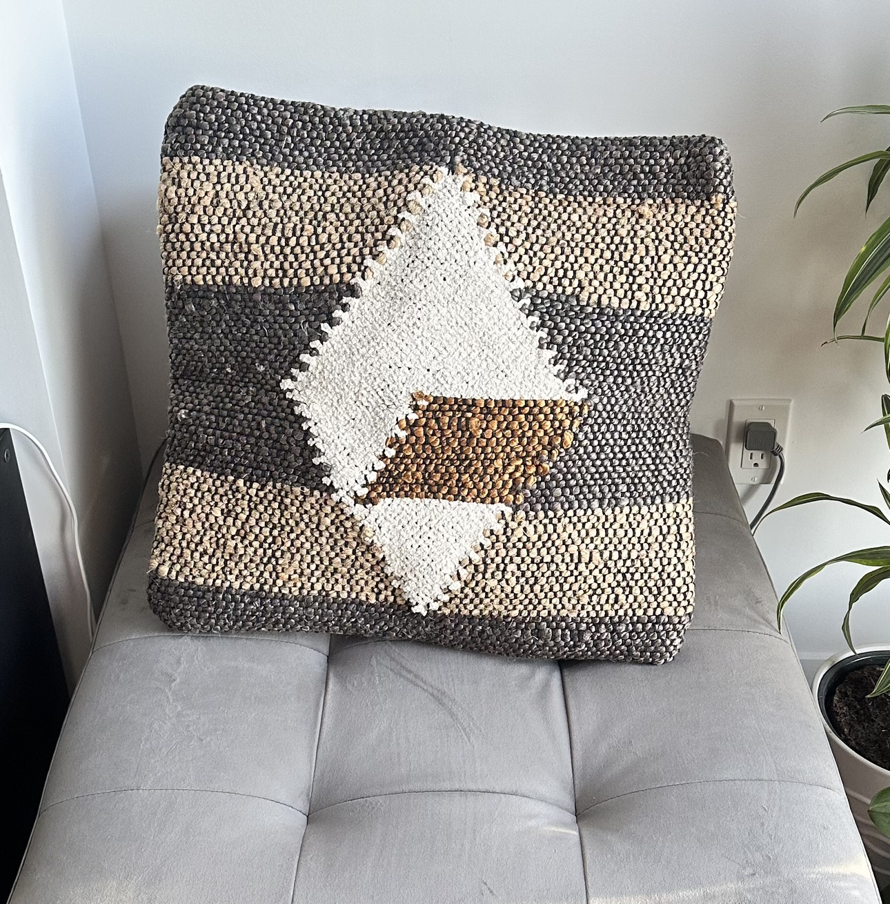 New structurube cushion cover