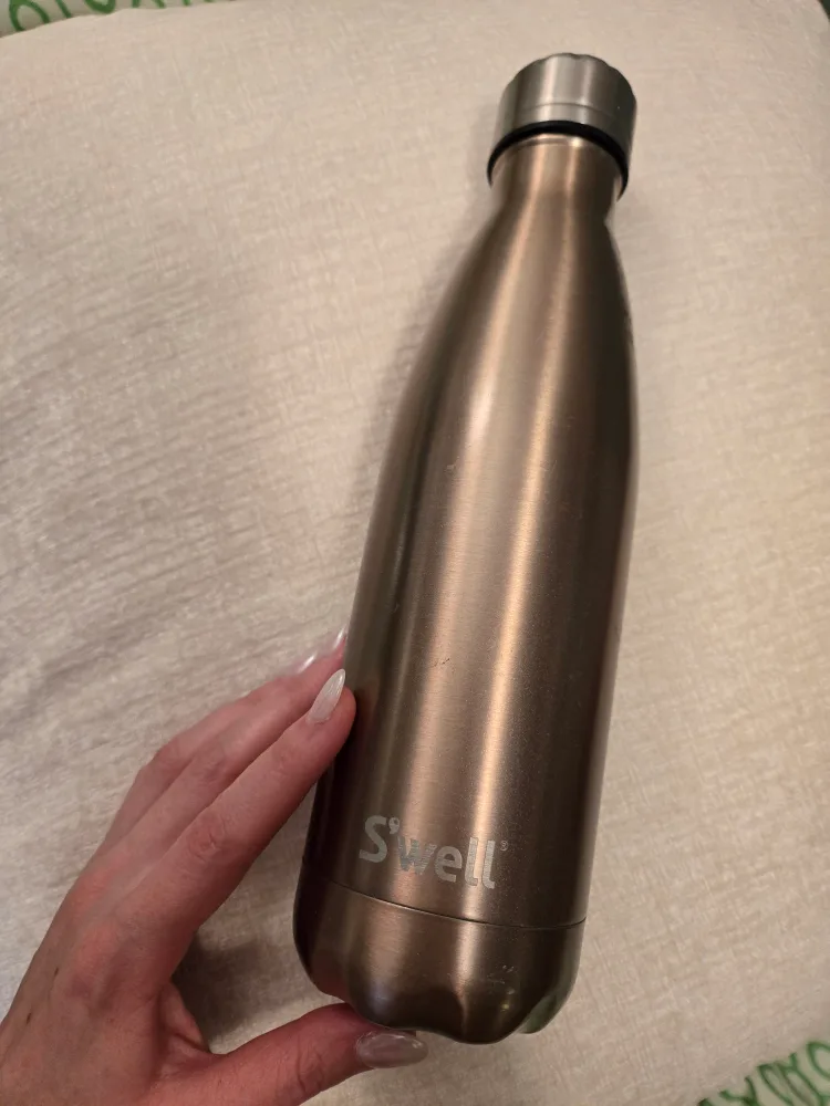 S'well Water Bottle thumbnail