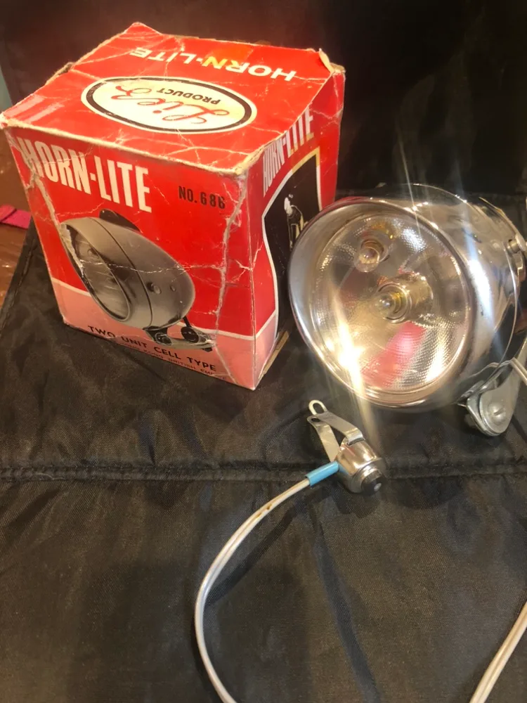 Vintage Bicycle Light/Horn image indicator(5)