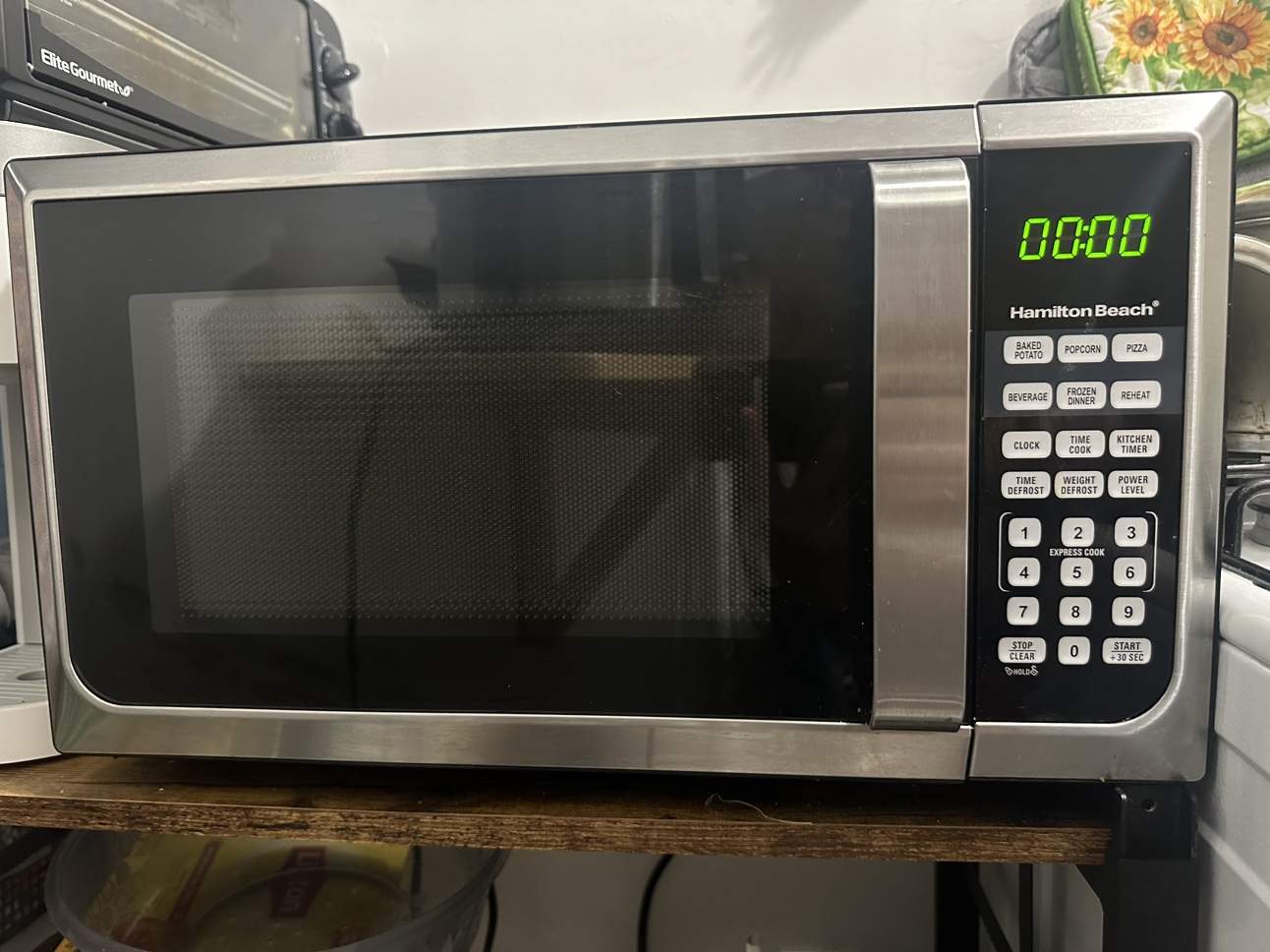 Microwave Hamilton Beach Stainless Steel/Black 0.9 Cu. Ft.