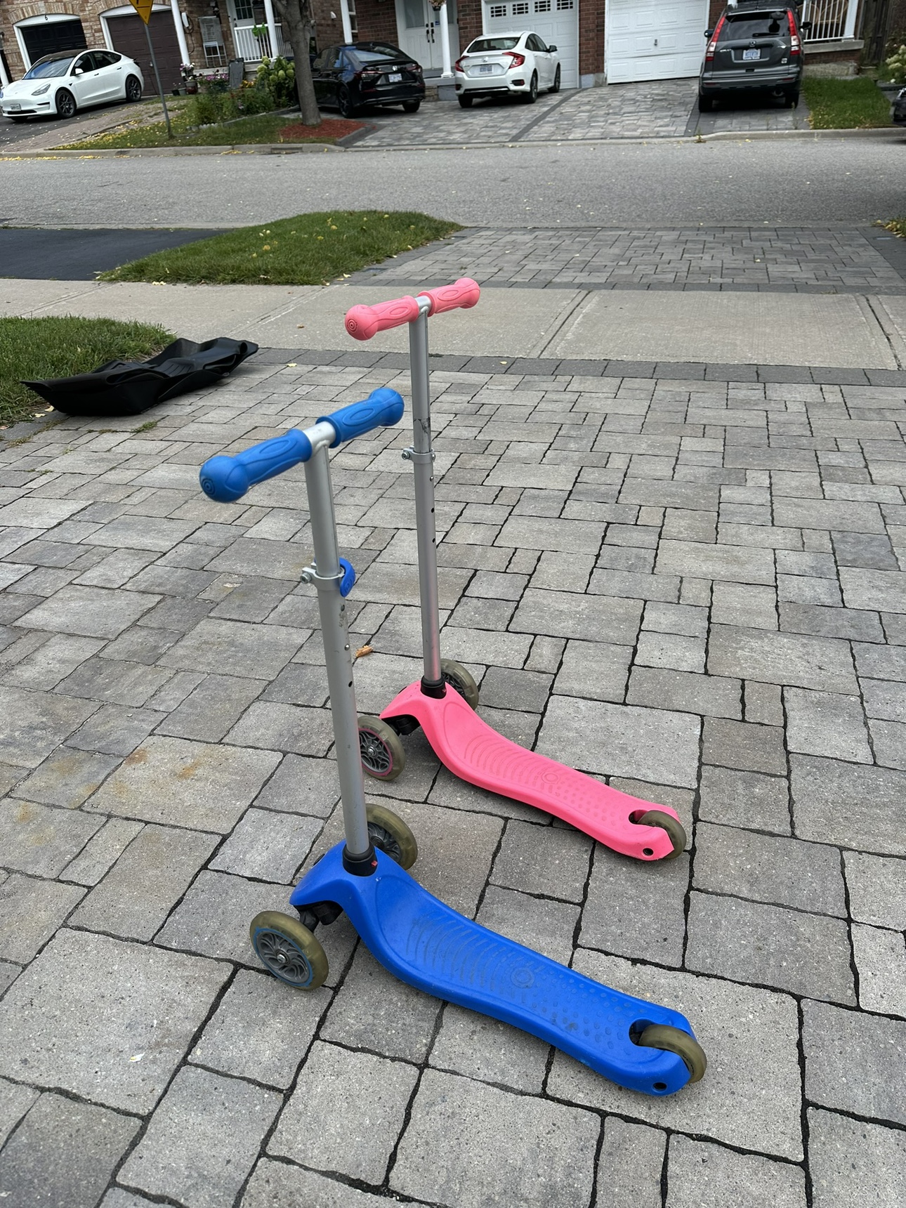 Two Scooters - photo 2