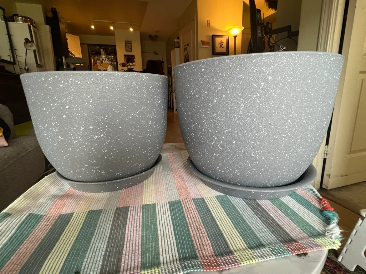 Grey Planters with Matching Saucers thumbnail