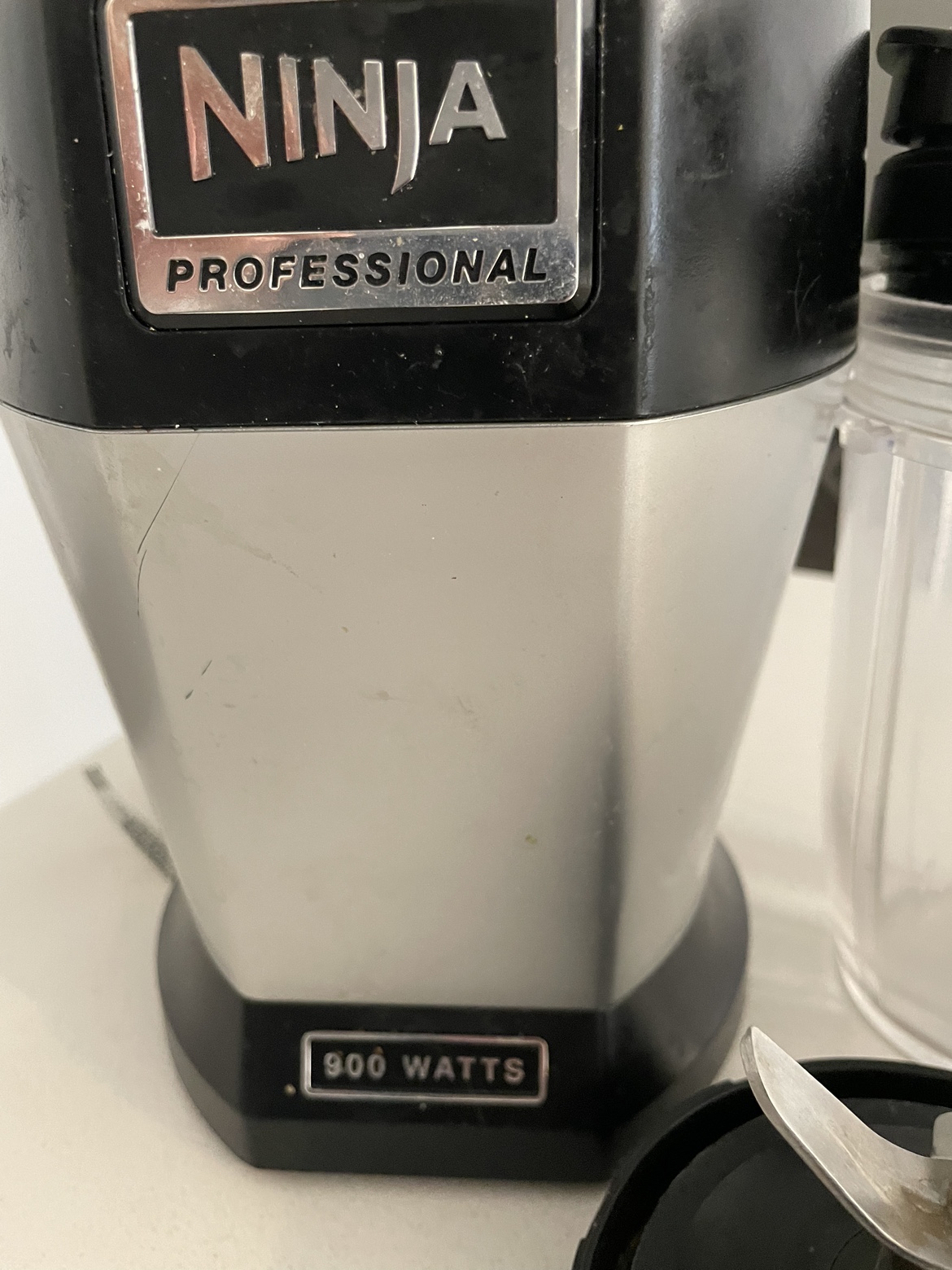 Ninja Professional 900 Watt Blender - photo 4