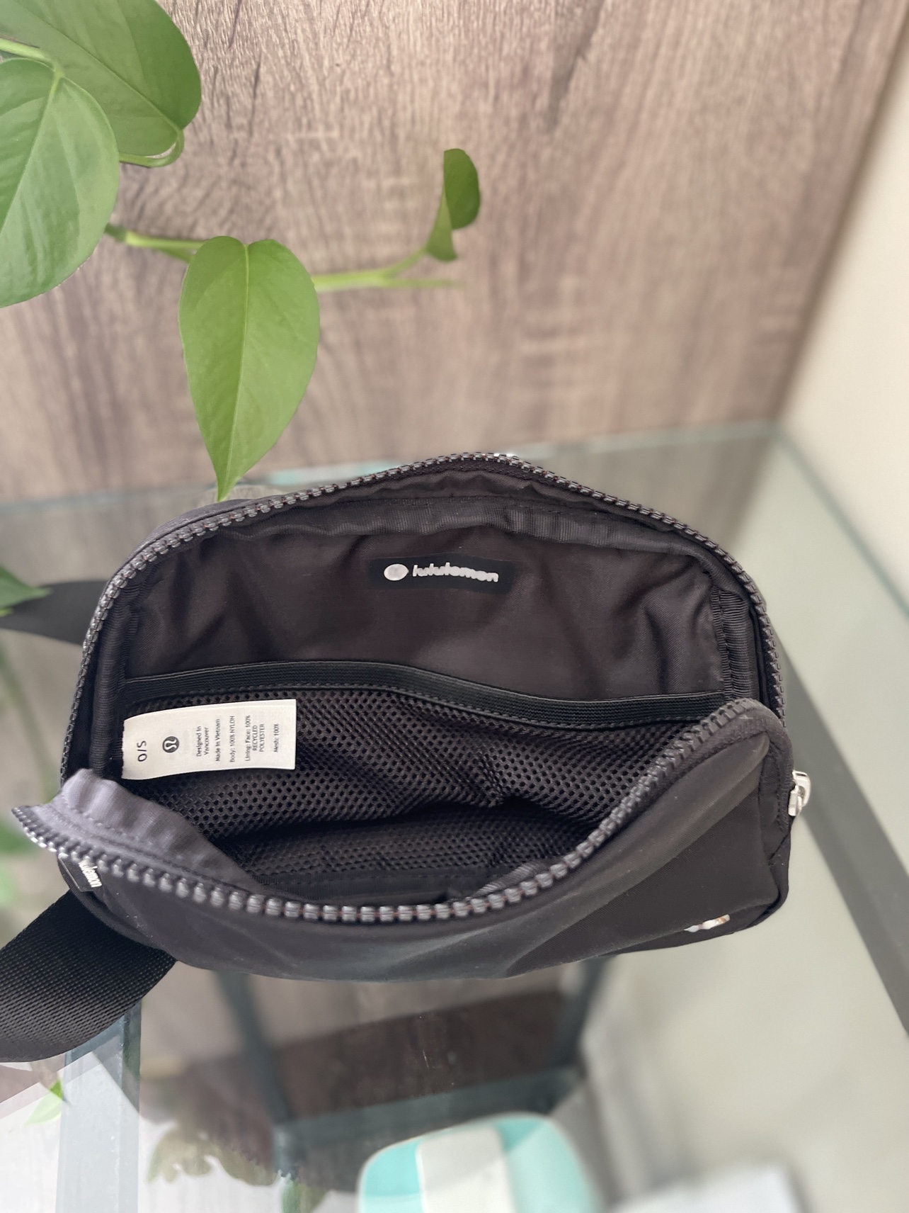 Lululemon Everywhere Belt Bag - photo 3