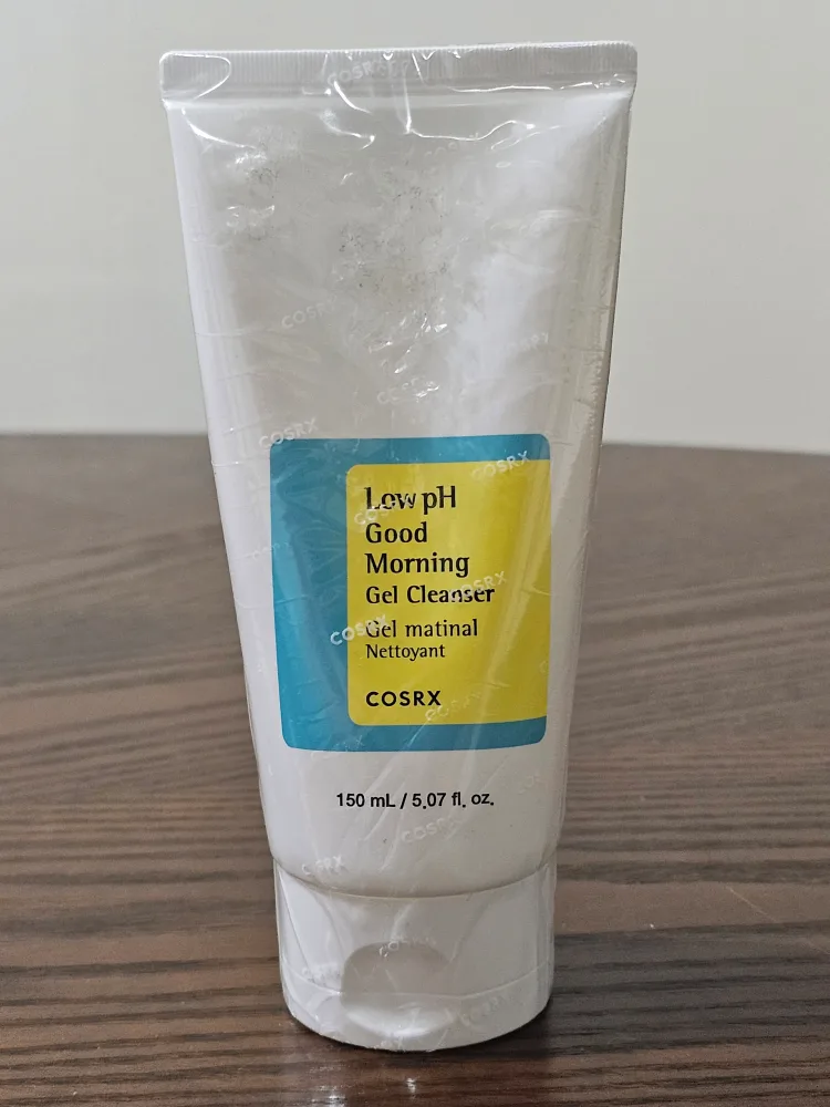 COSRX Low pH Good Morning Gel Cleanser thumbnail