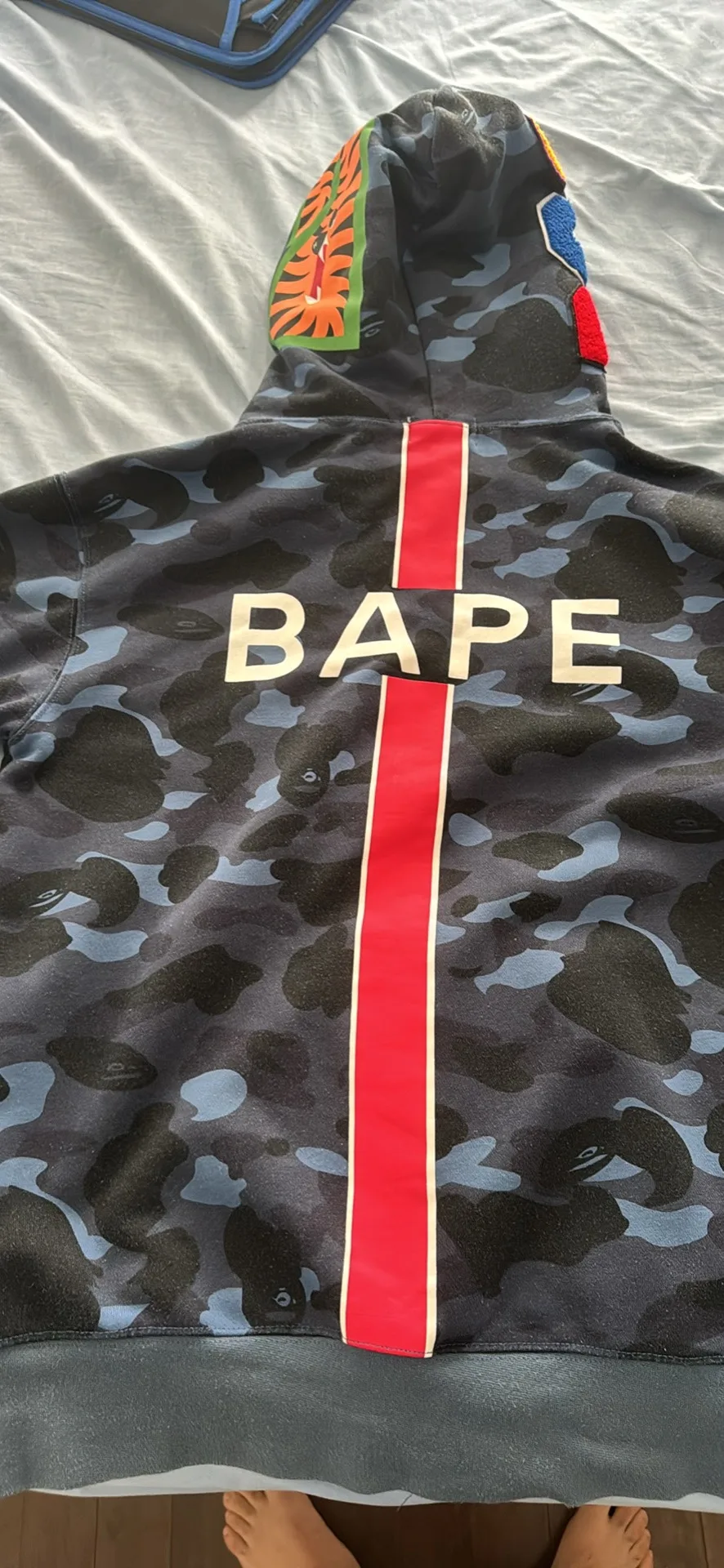 PSG bape hoodie thumbnail