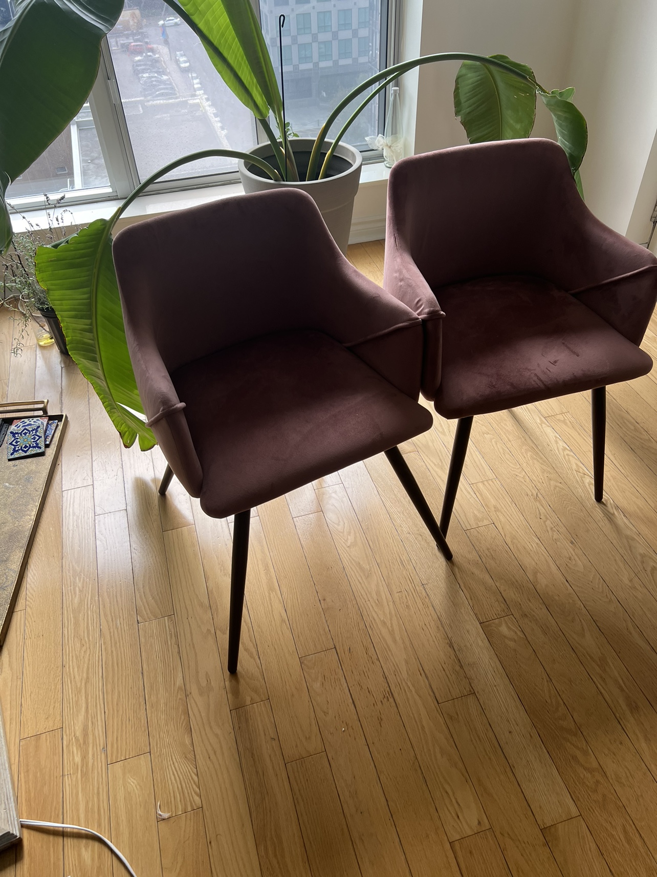 Pair of Pink Velvet chairs $80 for the set or best offer. - photo 2