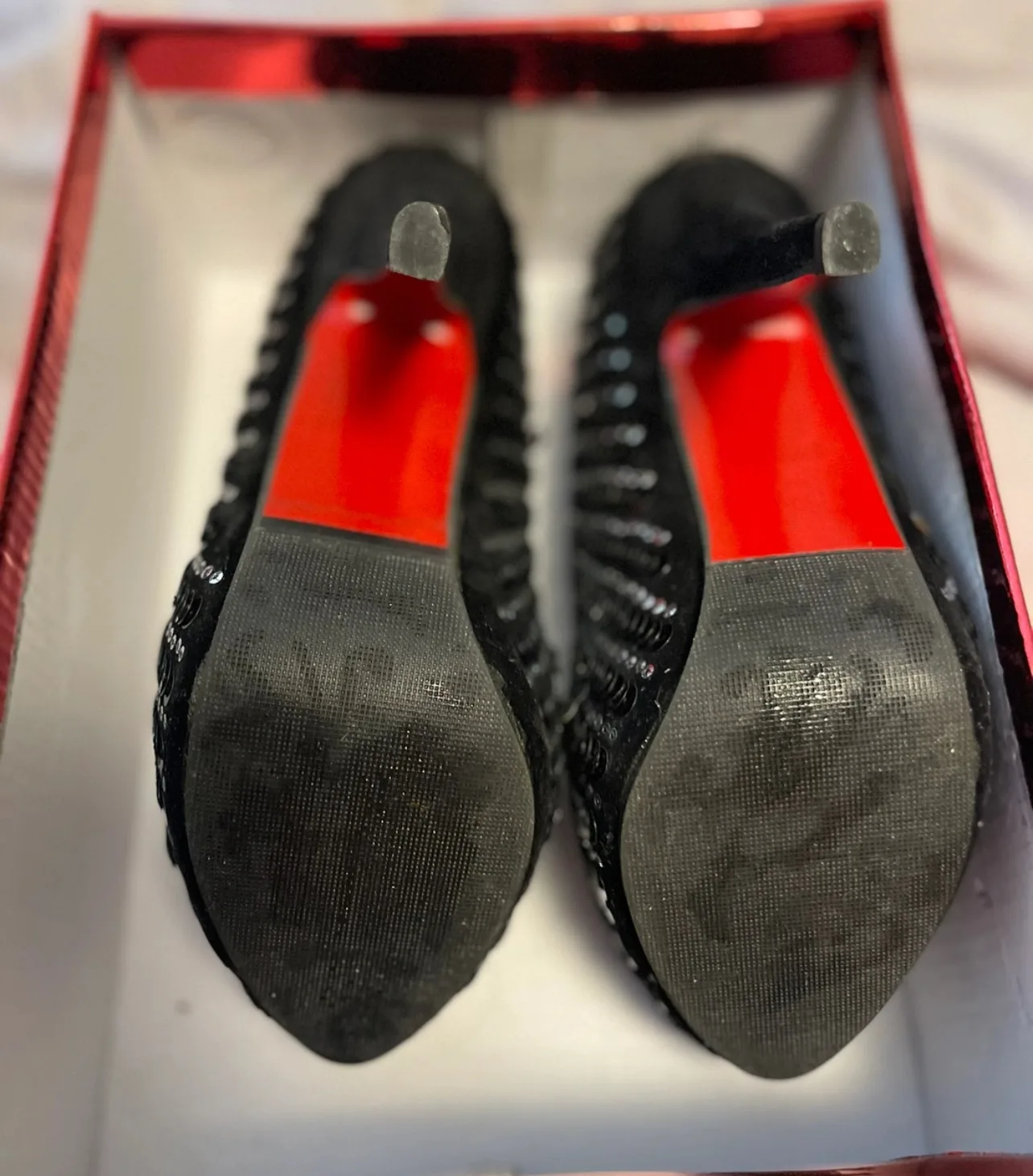 Black Sequin Heels image indicator(5)