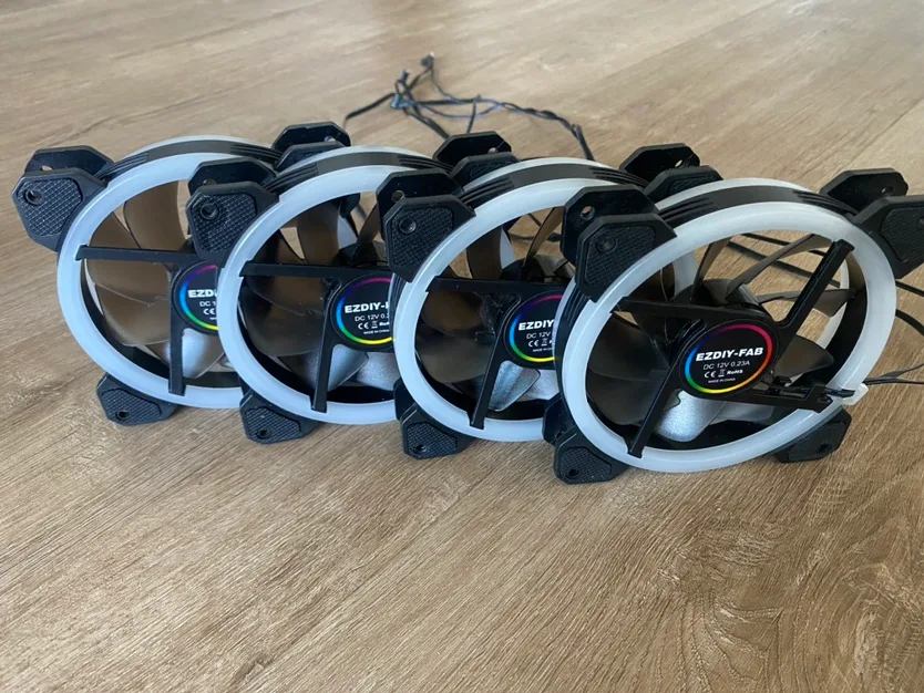 ❄️Corsair CPU Cooler and 4 RGB Fans 🧊 image indicator(2)