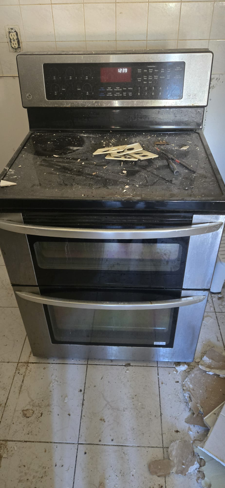 LG Electric Range