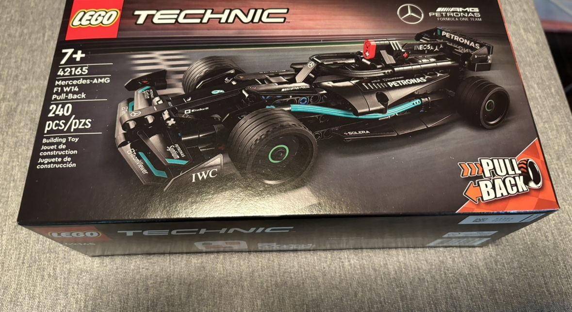 LEGO Technic Mercedes-AMG F1 W14 E Performance Pull-Back