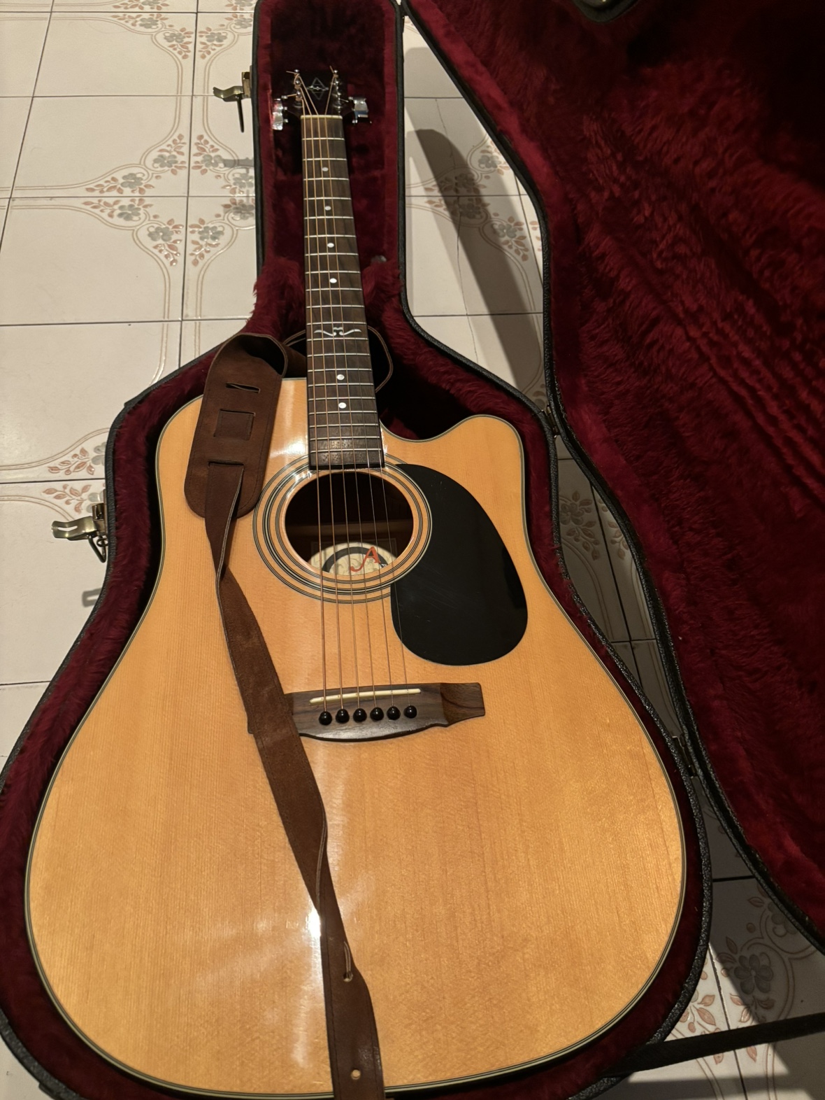 Alvarez AC75CE Acoustic Electric Guitar
