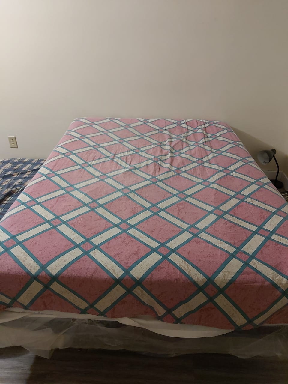 Queen size bed frame with Double Mattress(offer it) - photo 3