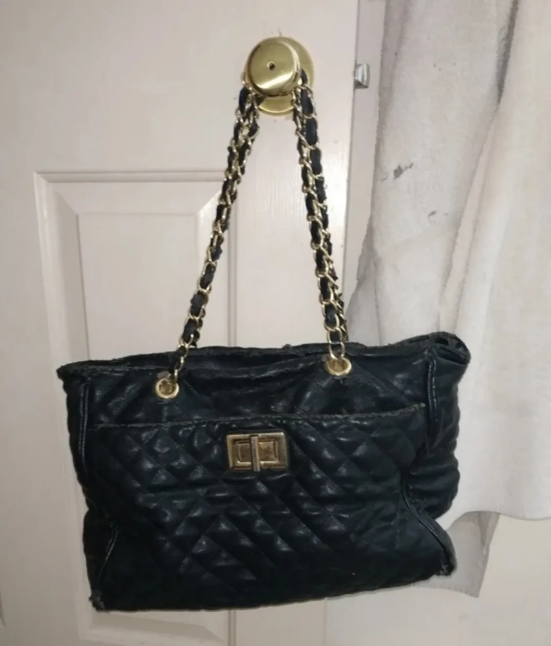 Black Quilted Chain Bag thumbnail