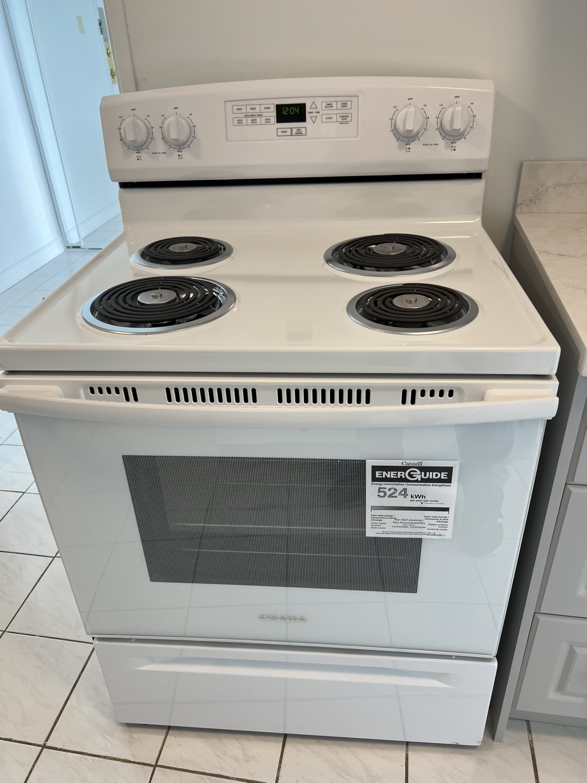 Moveout sale: Brand new stove electric - photo 2